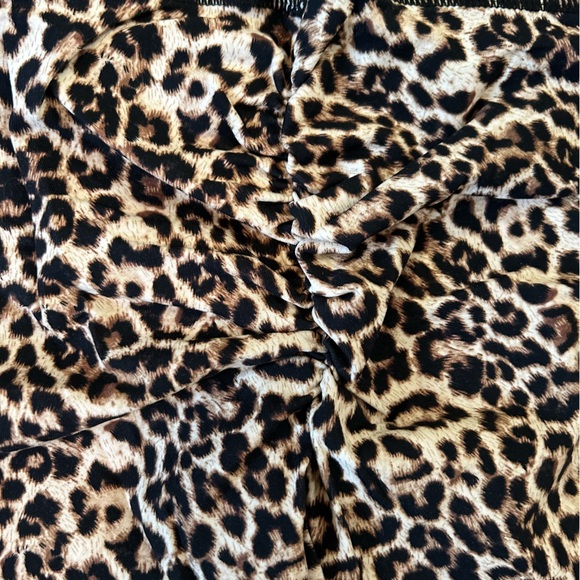 Cheetah Print Scrunchie Zyia Leggings - Picture 5 of 6
